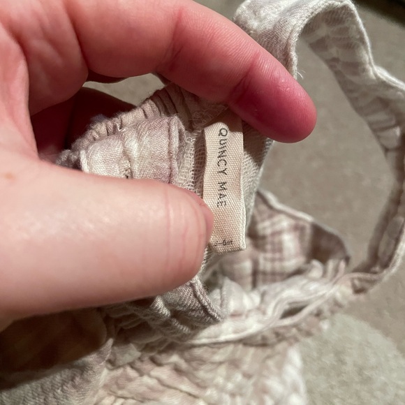 Quincy mae bubble romper - Picture 4 of 4